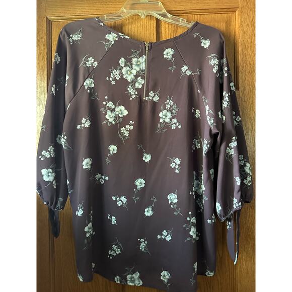 Papermoon Floral Top Size Large - Picture 4 of 6
